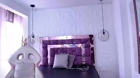 Snapshot of queen_perla_ chatting on 12, 7, 2026 online show from 12, 7, 2026