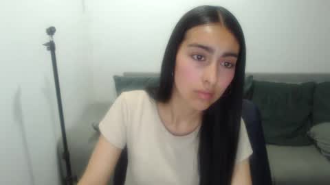 queenbyte_18 online show from 24, 10, 2025