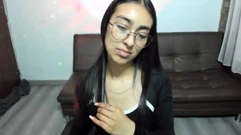 Snapshot of queenbyte_18 chatting on 10, 7, 2026 queenbyte_18 online show from 10, 7, 2026