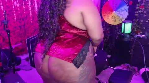 Queen Cherise Roze online show from 11, 3, 2026