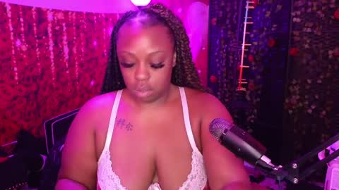 Queen Cherise Roze online show from 27, 5, 2026