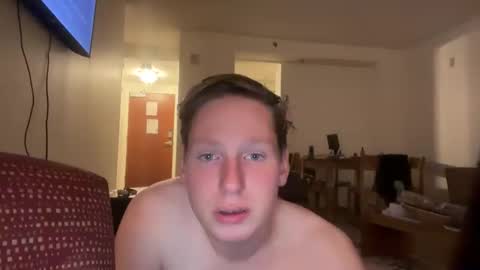 queendarksiren online show from 3, 12, 2025