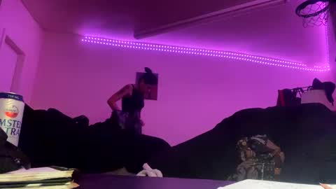 queenfer_ online show from 8, 2, 2026
