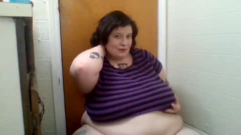 QueenJezabel online show from 22, 1, 2025