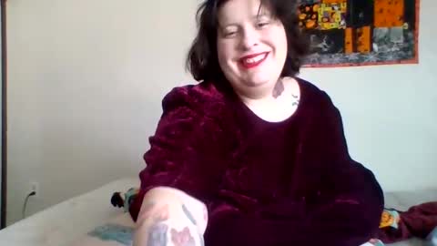 QueenJezabel online show from 11, 2, 2025