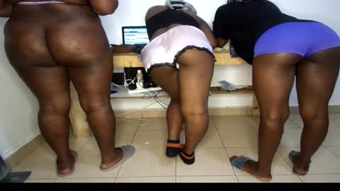 Nina online show from 22, 3, 2026