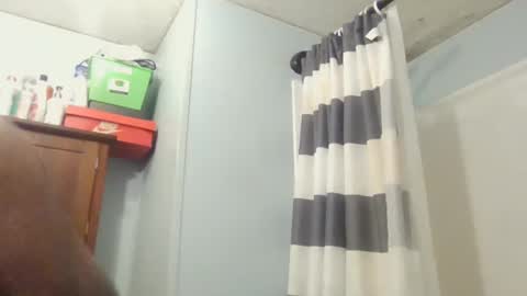 Snapshot of queenking55 chatting on 7, 1, 2025 Queen N King Fun Night online show from 7, 1, 2025