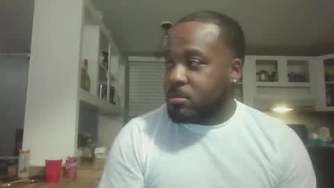 Snapshot of queenking55 chatting on 14, 10, 2025 Queen N King Fun Night online show from 14, 10, 2025