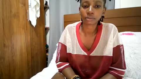 queenmom online show from 5, 6, 2026