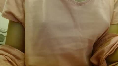 queenoftenderness online show from 7, 3, 2026