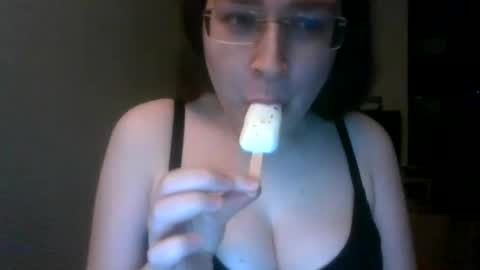 Snapshot of queenofthenights chatting on 13, 6, 2026 queenofthenights online show from 13, 6, 2026