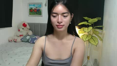 Snapshot of queenpinay69 chatting on 6, 10, 2025 QueenPinay69 online show from 6, 10, 2025