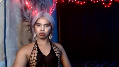 Snapshot of queenpinayebony_xx chatting on 28, 5, 2026 queenpinayebony_xx online show from 28, 5, 2026