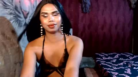Snapshot of queenpinayebony_xx chatting on 27, 6, 2026 queenpinayebony_xx online show from 27, 6, 2026