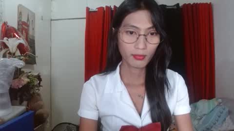 queensteffi online show from 9, 9, 2025