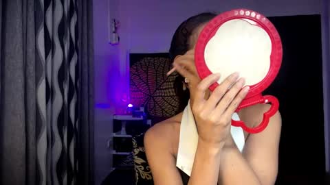 ValentinaMoone online show from 22, 12, 2025