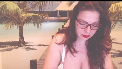 queenxnatasha online show from 17, 4, 2026