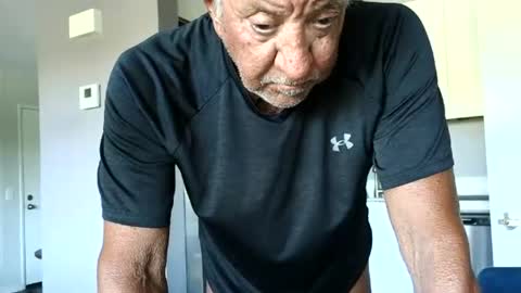 Snapshot of quest_one chatting on 5, 7, 2026 Jim online show from 5, 7, 2026