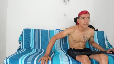 Snapshot of quinnandpuma chatting on 15, 1, 2025 QuinnAndPuma online show from 15, 1, 2025