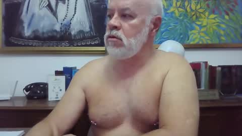 quiquewolf1959 online show from 3, 5, 2026