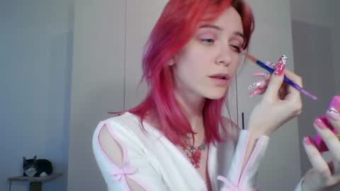 Lana Pollio online show from 19, 6, 2026