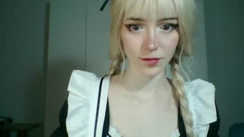 Lana Pollio online show from 3, 7, 2026