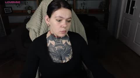 Snapshot of qwertyannie_lbo chatting on 27, 4, 2026 qwertyannie_lbo online show from 27, 4, 2026