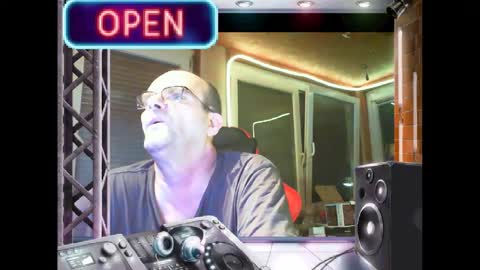 dj mike online show from 18, 1, 2025