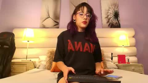 Snapshot of rache_roth chatting on 16, 6, 2026 Rachel online show from 16, 6, 2026
