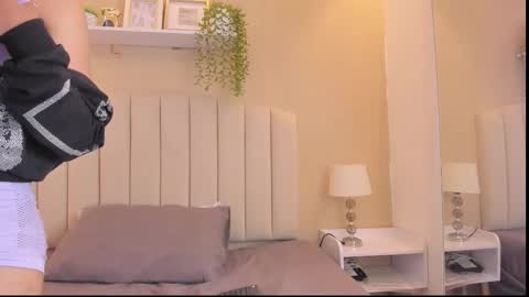 Snapshot of rachel_donnelly chatting on 21, 12, 2025 Rachel Donnelly online show from 21, 12, 2025