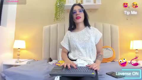 Rachel Donnelly online show from 28, 7, 2026