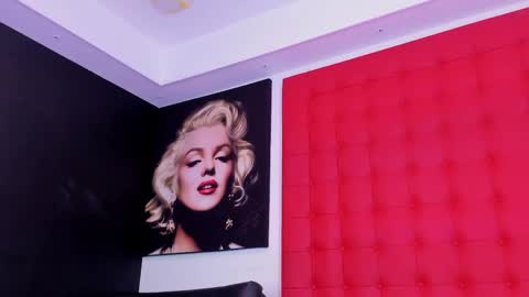 Snapshot of rachel_roman chatting on 22, 4, 2026 DALIANA online show from 22, 4, 2026