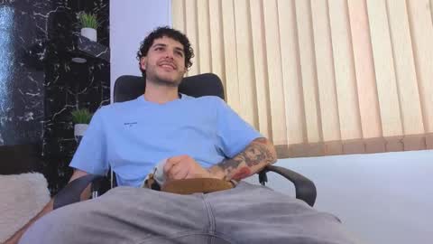 R A F A E L online show from 8, 3, 2026