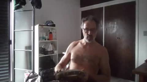 Big Uncle Jungle online show from 1, 12, 2025