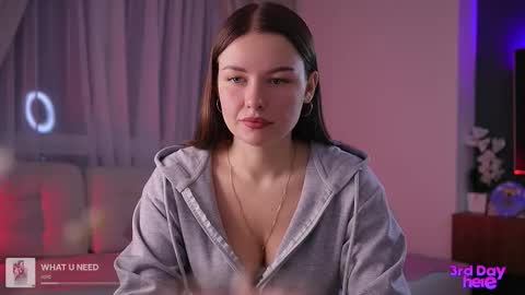 Snapshot of rah_tah_tah chatting on 1, 11, 2025 Caroline online show from 1, 11, 2025