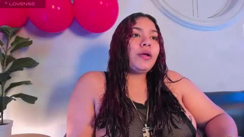 Snapshot of raichell_sweet_curvy chatting on 10, 6, 2026 raichell_sweet_curvy online show from 10, 6, 2026