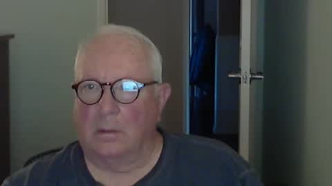 Snapshot of raiderman215 chatting on 10, 6, 2026 raiderman215 online show from 10, 6, 2026