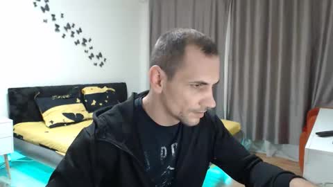 raimondwild online show from 30, 4, 2026