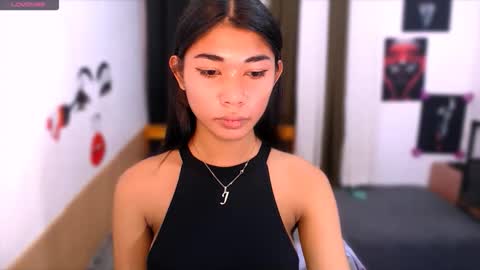 raindrizzle1706 online show from 26, 3, 2026