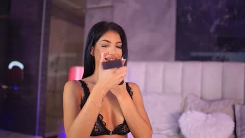 Raisa online show from 21, 9, 2025