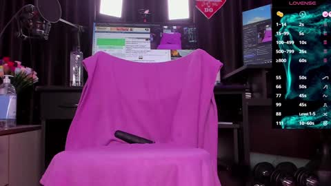Snapshot of raissa_sky26 chatting on 11, 12, 2024 Laura online show from 11, 12, 2024