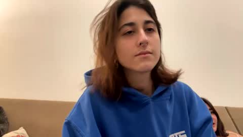 Ray Ray online show from 18, 2, 2025