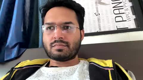 Snapshot of raj_maheesh chatting on 18, 1, 2025 raj_maheesh online show from 18, 1, 2025