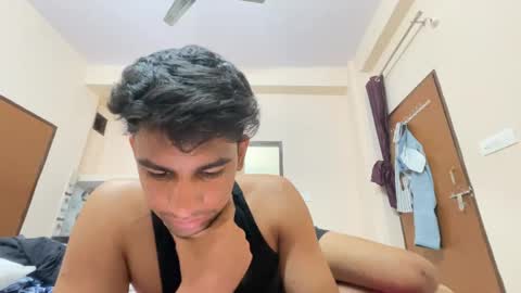 Snapshot of raju_smith chatting on 1, 11, 2025 raju_smith online show from 1, 11, 2025