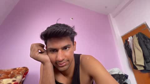 Snapshot of raju_smith chatting on 20, 11, 2025 raju_smith online show from 20, 11, 2025