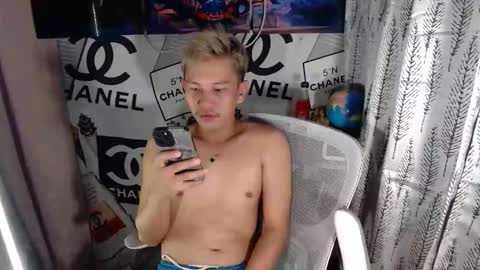 Snapshot of ralfhuge24 chatting on 23, 4, 2026 ralfhuge24 online show from 23, 4, 2026