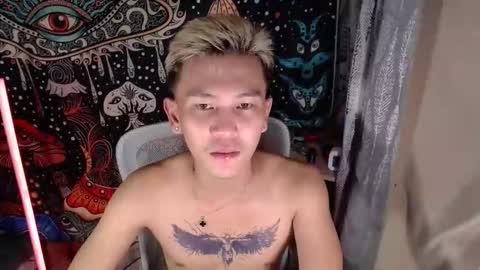 Snapshot of ralfhuge24 chatting on 4, 5, 2026 ralfhuge24 online show from 4, 5, 2026