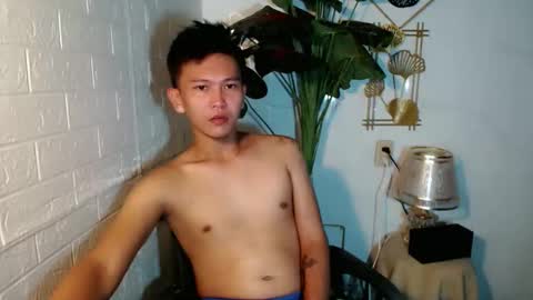 Snapshot of ralfhuge24 chatting on 19, 5, 2026 ralfhuge24 online show from 19, 5, 2026