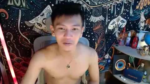 Snapshot of ralfhuge24 chatting on 20, 5, 2026 ralfhuge24 online show from 20, 5, 2026