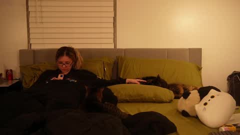 Rami online show from 18, 2, 2025